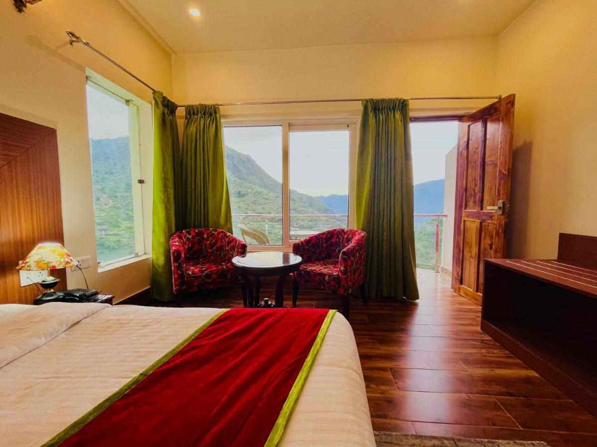 Kempty Myst Resort, Mussoorie - A Comfortable Stay Eksteriør billede