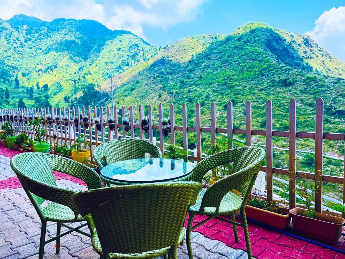 Kempty Myst Resort, Mussoorie - A Comfortable Stay Eksteriør billede