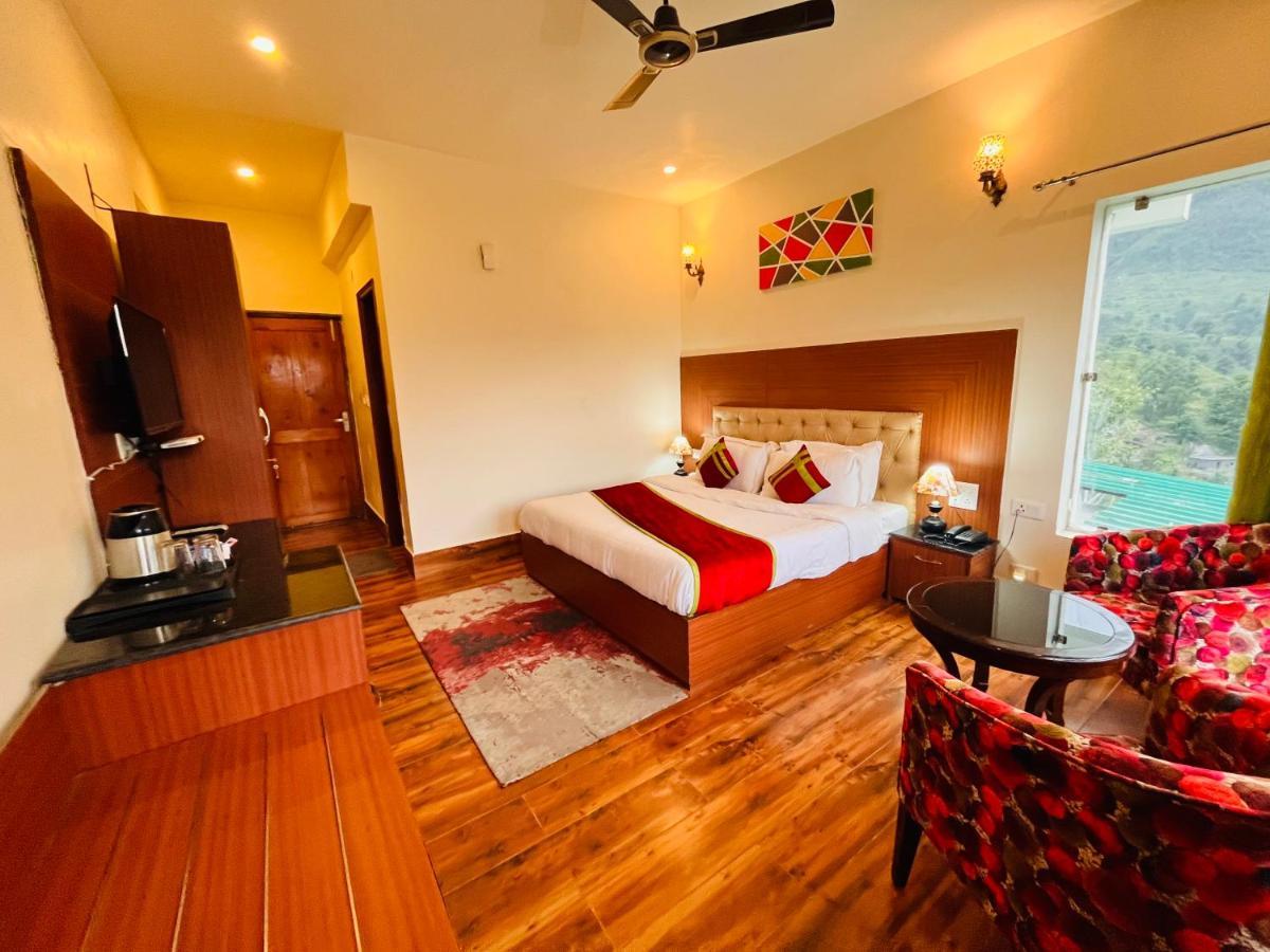 Kempty Myst Resort, Mussoorie - A Comfortable Stay Eksteriør billede